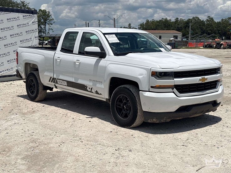 2019-chevrolet-silverado-1500-image-2