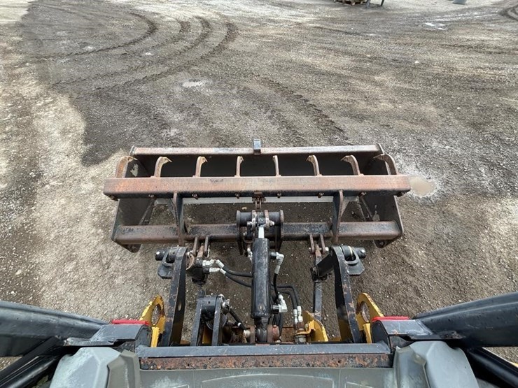 2007-caterpillar-414e-image-44