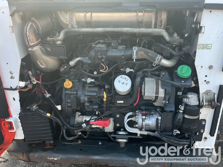 2020-bobcat-t870-image-26