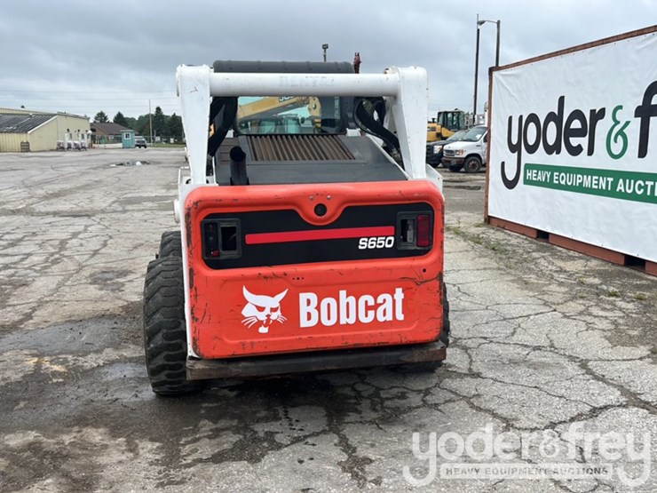 2017-bobcat-s650-image-5