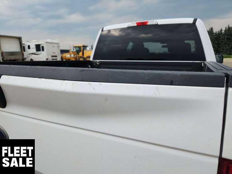 2020-ford-f150-image-34
