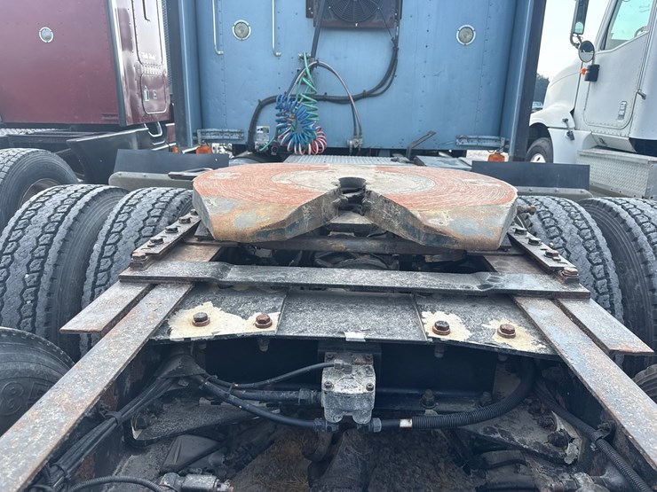 2007-kenworth-t600-image-14