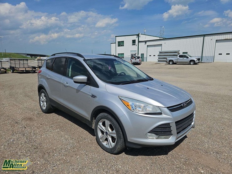 2014-ford-escape-image-2
