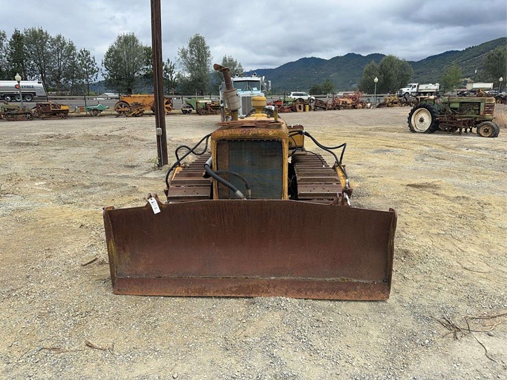 caterpillar-d2-image-8