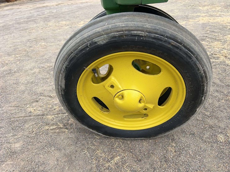 john-deere-h-image-12