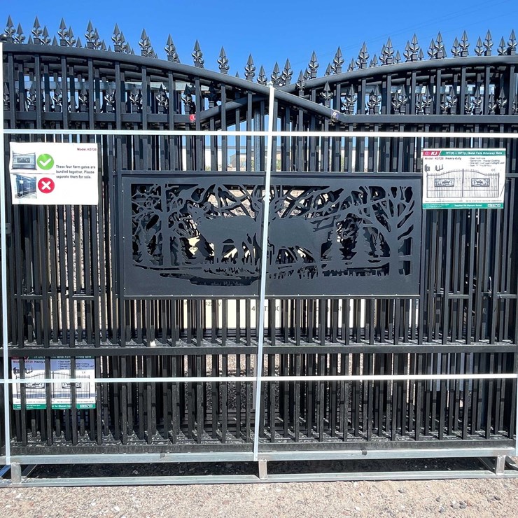 #2882 • 2026 Unused Metal Farm Driveway Gate