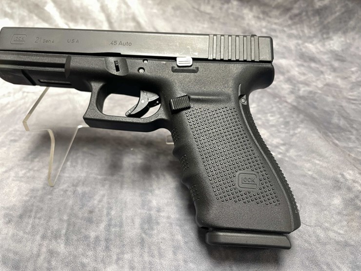 #10861-•-glock-21-gen-4,-45-acp-semi-auto-pistol,-sn:-agcz459-image-11