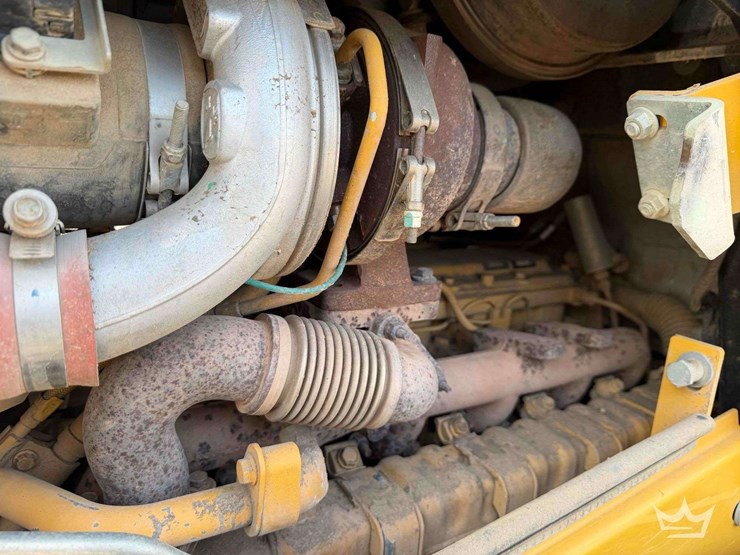 2020-deere-700k-xlt-image-14
