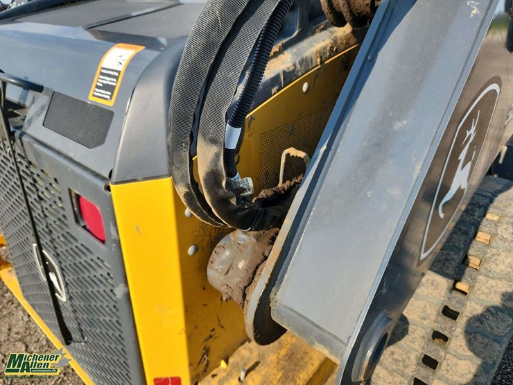 2024-deere-325g-image-36