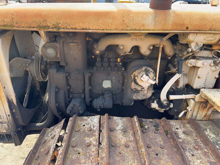 caterpillar-d2-image-22