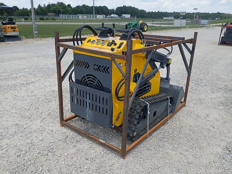#l63-013-•-2026-zjg-380-mini-skid-steer-image-4