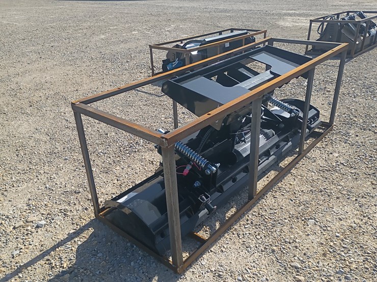 #l66-003-•-mower-king-dozer-blade-skid-steer-attachment-image-4