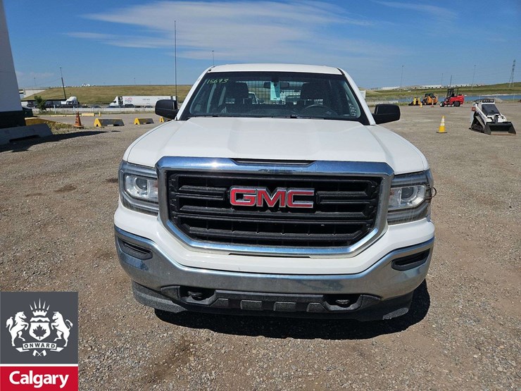 2017-gmc-sierra-1500-image-8