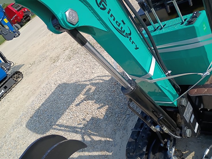 #l62-010-•-2026-cfg-kt13r-mini-excavator-image-24