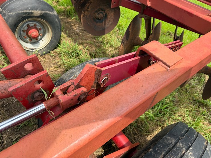 case-ih-3950-image-33