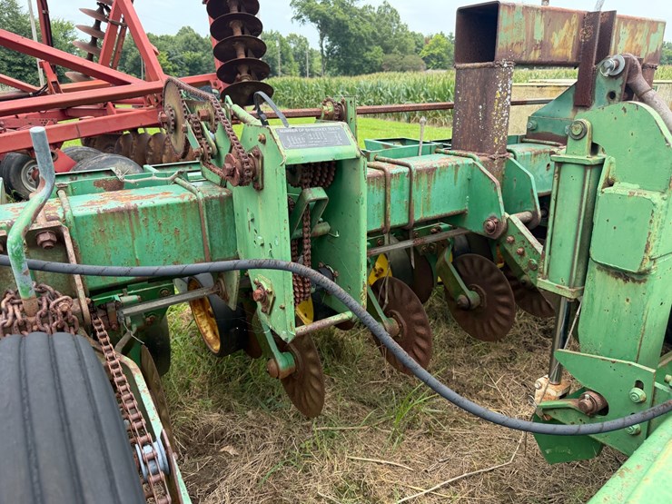 john-deere-530-image-73