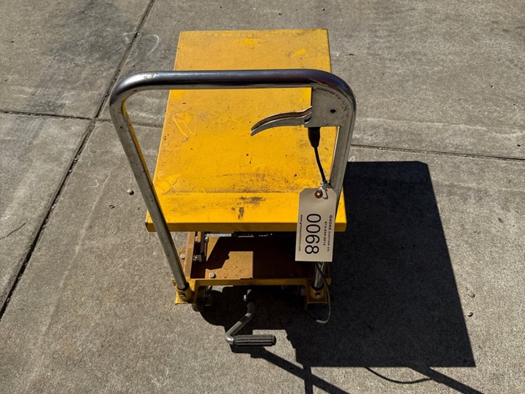 #68-•-hydraulic-lift-table-cart-image-4