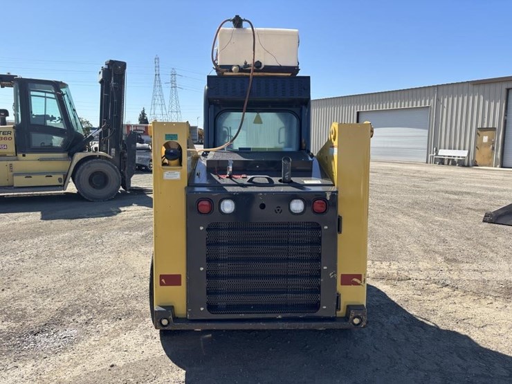 2018-yanmar-s220r-image-8