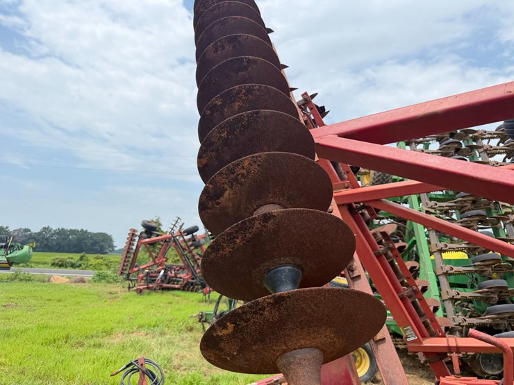 case-ih-3950-image-39