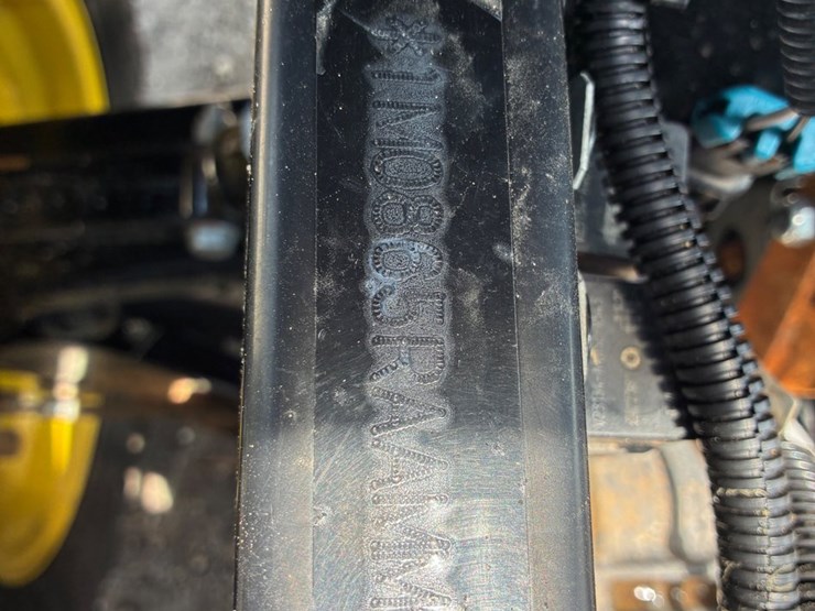 john-deere-gator-image-13