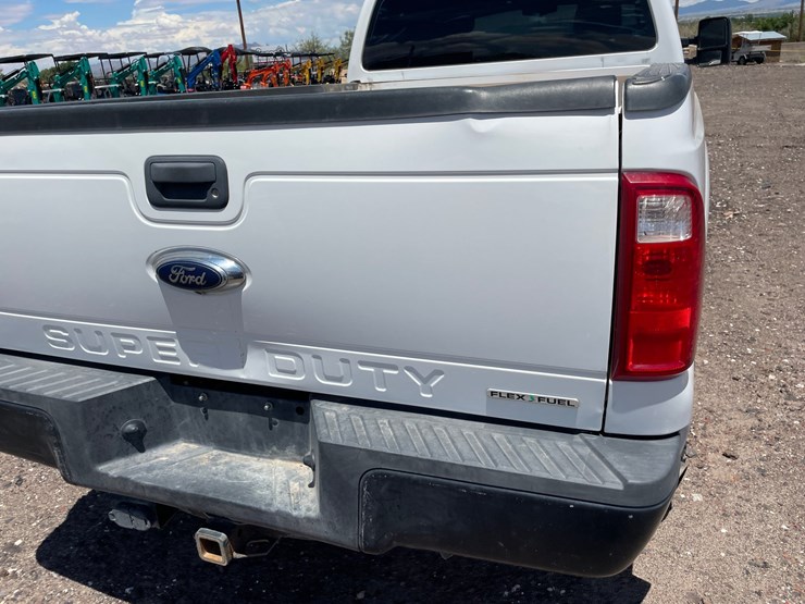 #2103-•-2015-ford-f25-image-21