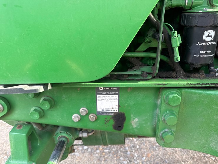 john-deere-6125m-image-23