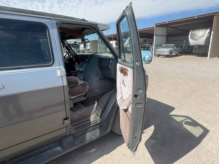 1988-chevrolet-g20-image-41