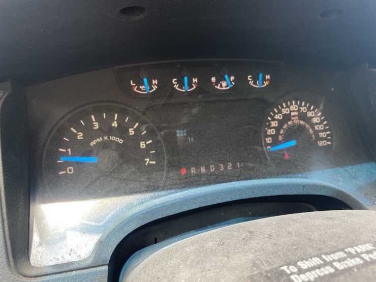 2014-ford-f150-xl-image-49