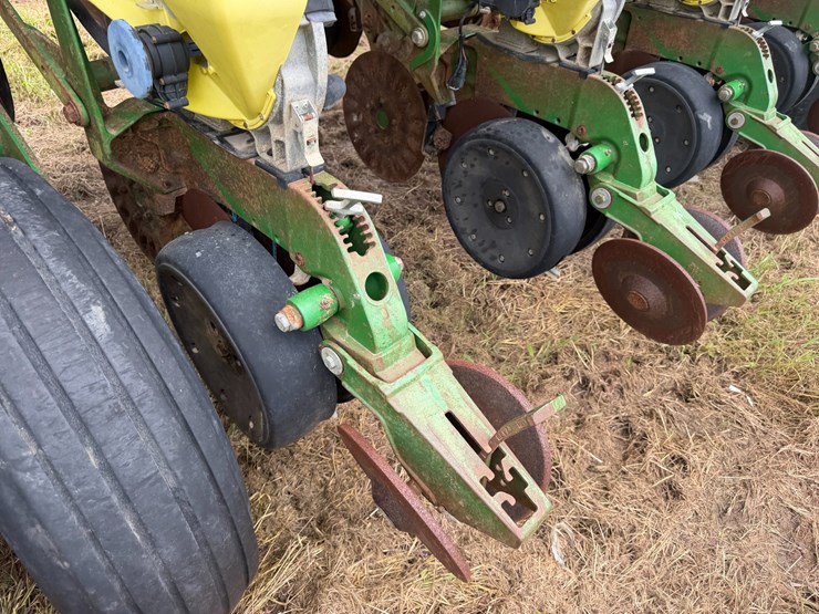 john-deere-1790-image-89