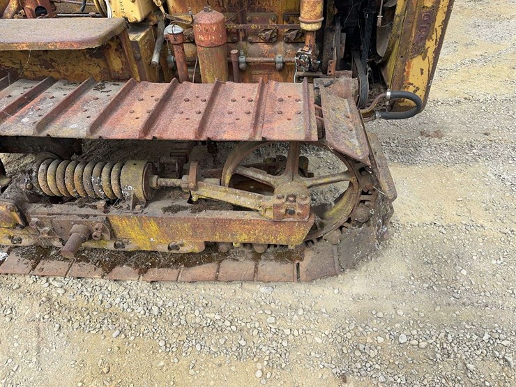 caterpillar-d2-image-23