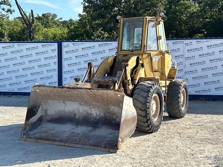 1981-caterpillar-920-image-1