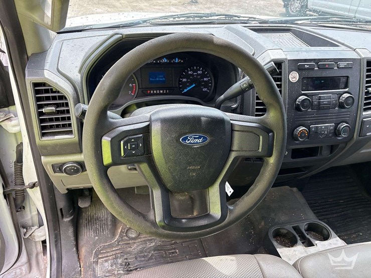 2017-ford-f350-image-16