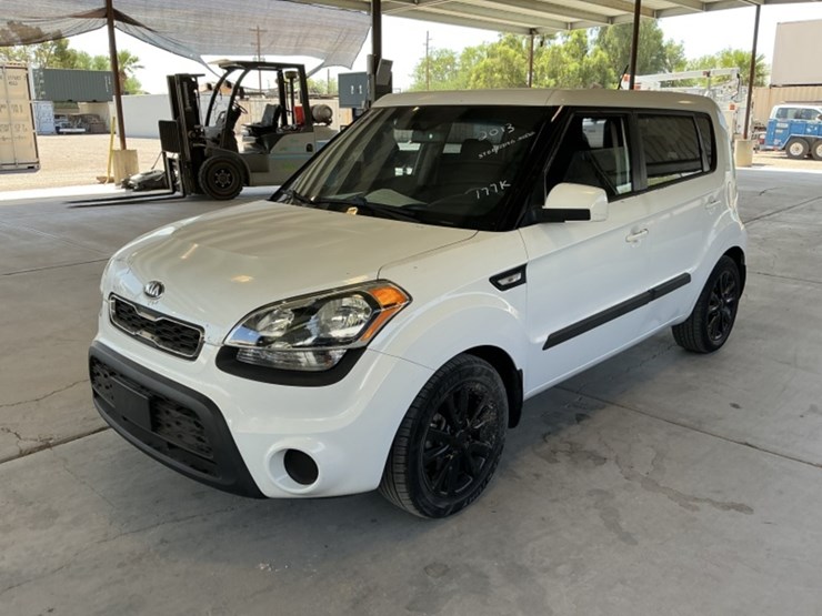 2013-kia-soul-crossover-image-4