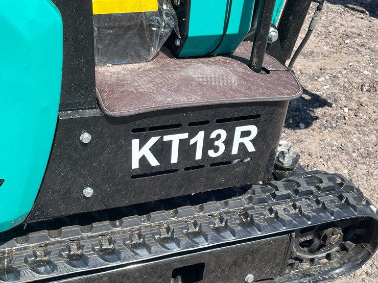 #2457-•-2026-cfg-kt13r-mini-excavator-image-11