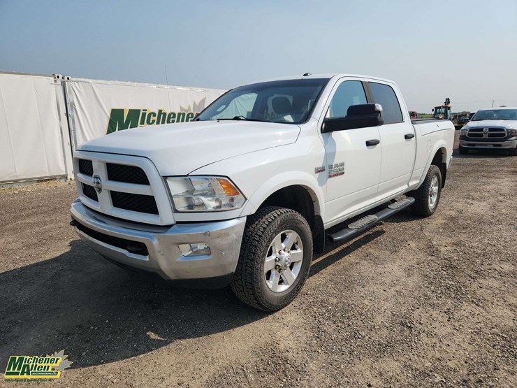 2014-dodge-2500-image-1