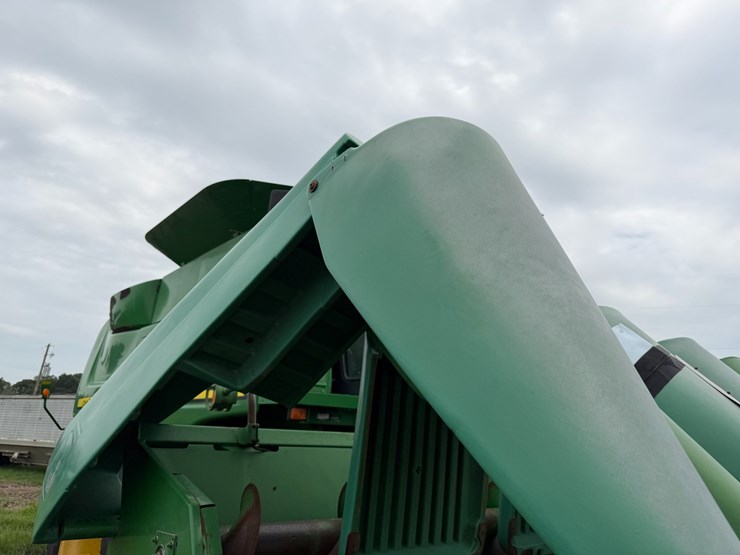 1997-john-deere-893-image-48