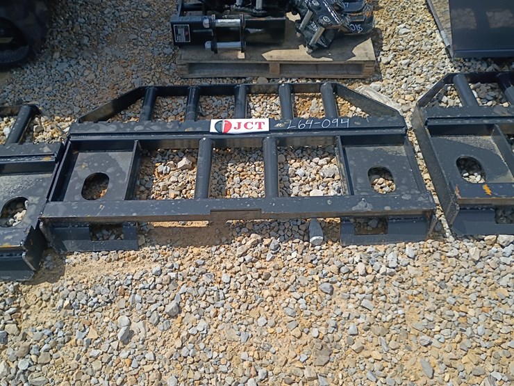 #l64-094-•-jct-pallet-fork-skid-steer-attachment-image-2