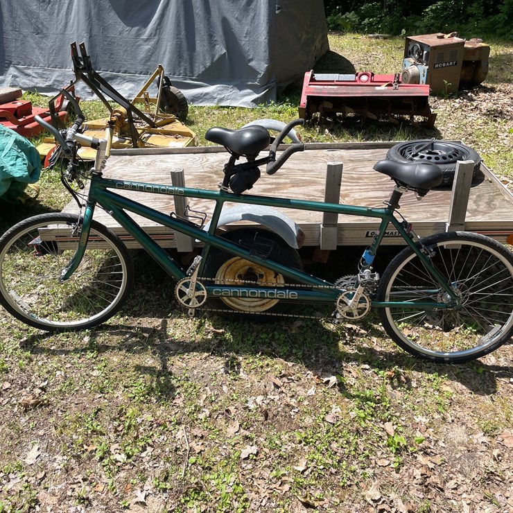 #6165 • Cannondale Tandem Bike
