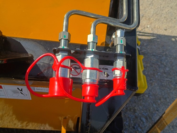 #l66-012-•-2026-agt-mx-crt23-mini-skid-steer-image-21