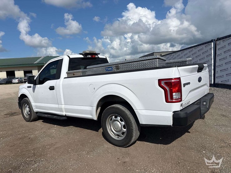 2017-ford-f150-image-4
