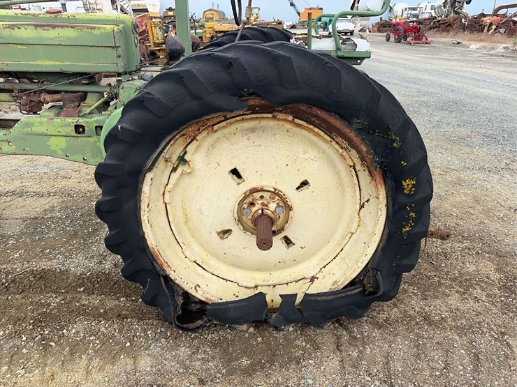john-deere-model-b-image-45