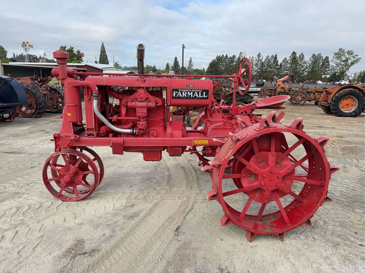 farmall-f-20-image-2