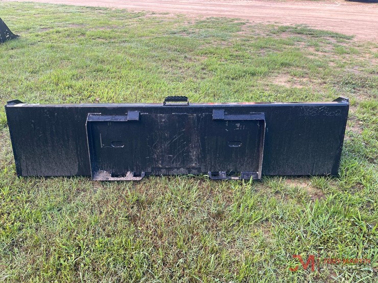 new-90"-smooth-bucket-skid-steer-attachment-image-4