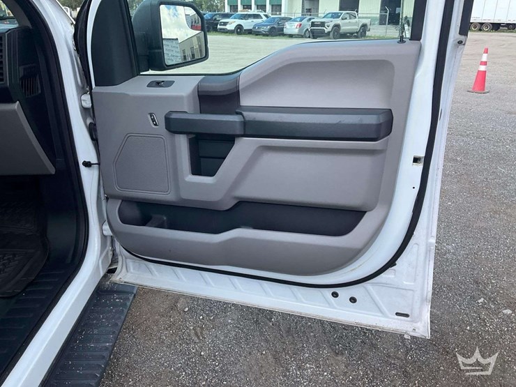 2018-ford-f150-image-21