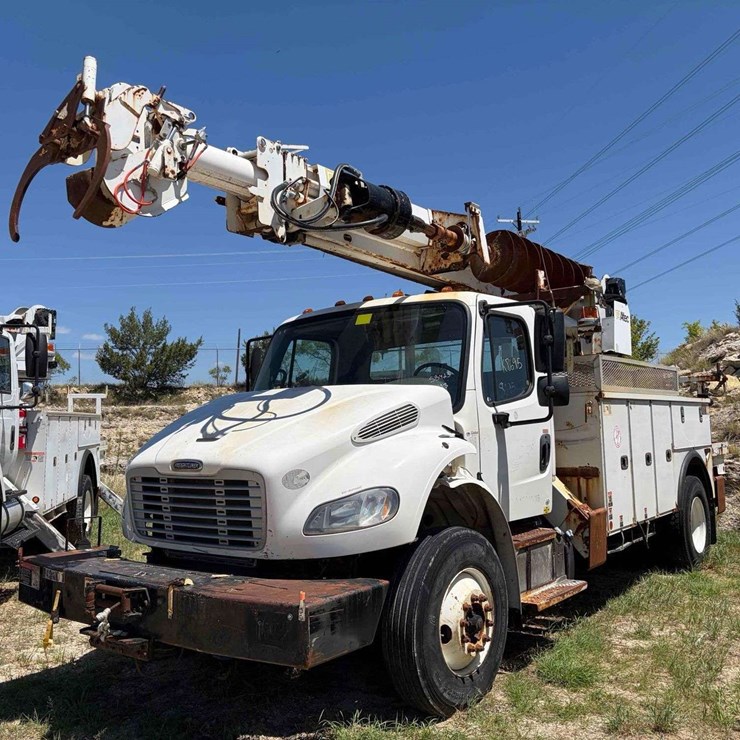 2018 FREIGHTLINER M2 106