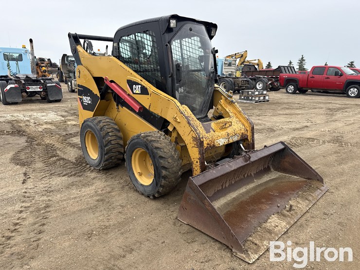 2012-caterpillar-262c-image-3