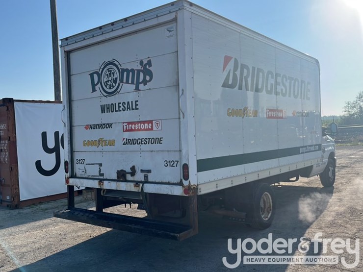 2019-ford-f450-image-8