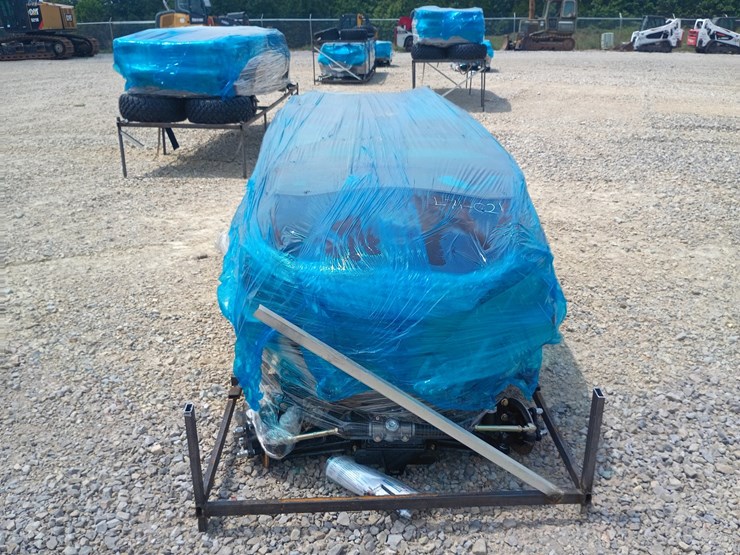 #l74-021-•-2026-future-ft-gg42s-off-road-golf-cart-image-4