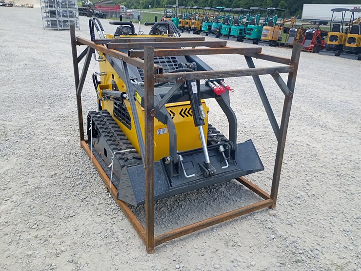 #l63-013-•-2026-zjg-380-mini-skid-steer-image-6