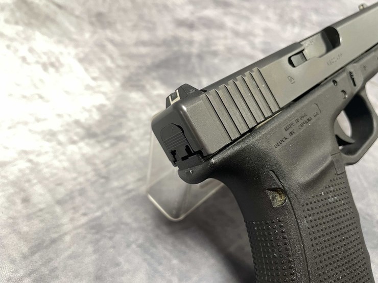 #10861-•-glock-21-gen-4,-45-acp-semi-auto-pistol,-sn:-agcz459-image-4